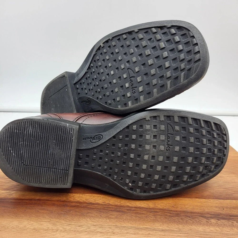 Clarks oxford shoes